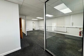 5A-5B Coleshill Rd, Sutton Coldfield for rent Building Photo- Image 2 of 18