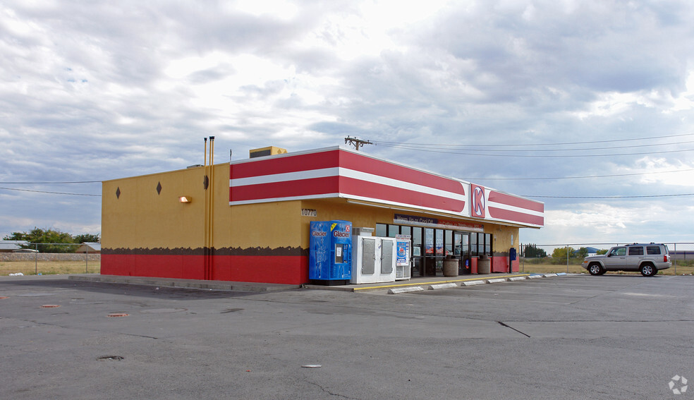 10770 Dyer St, El Paso, TX for sale - Primary Photo - Image 1 of 4