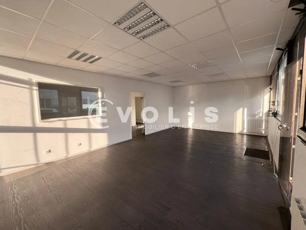 Office in Talence to rent Interior Photo- Image 1 of 5