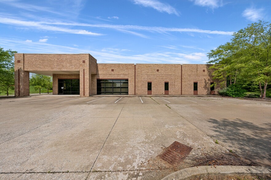 110 Physicians Blvd, Glasgow, KY for sale - Building Photo - Image 1 of 1