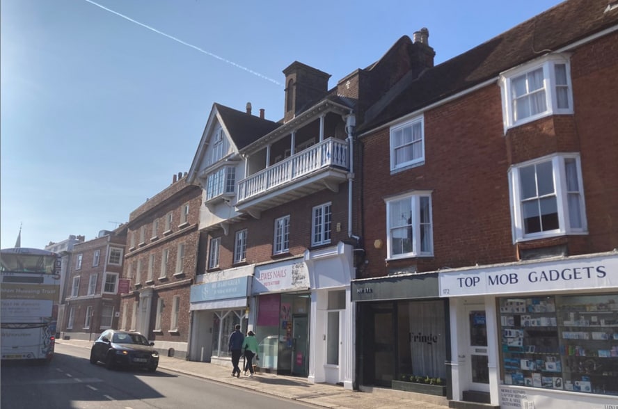 Investment for sale portfolio of 2 properties for sale on LoopNet.co.uk - Building Photo - Image 2 of 4