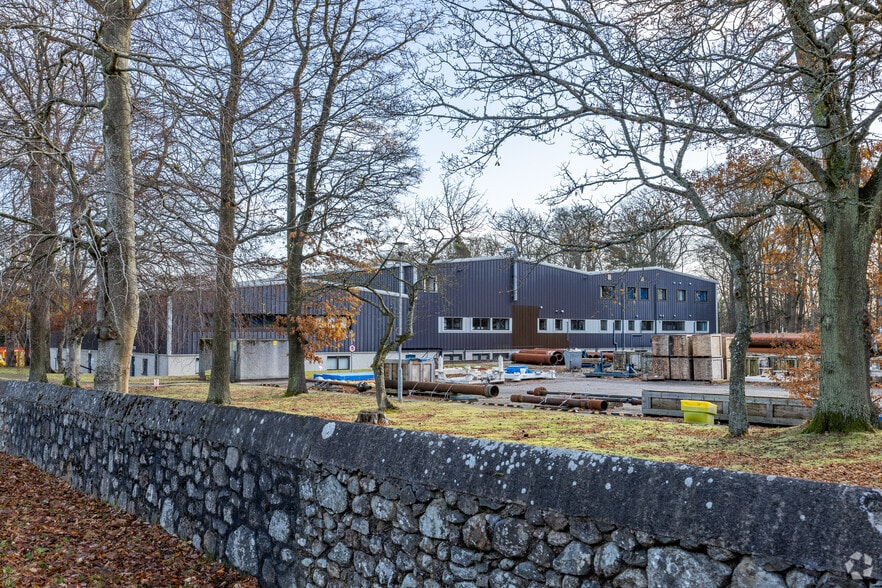 Stoneywood Park N, Dyce to rent - Building Photo - Image 2 of 2