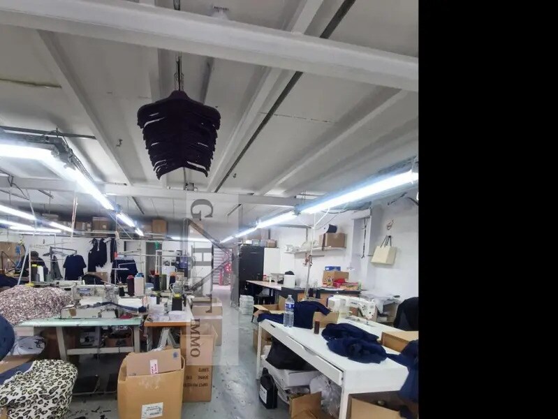 Industrial in Pantin to rent Interior Photo- Image 1 of 6