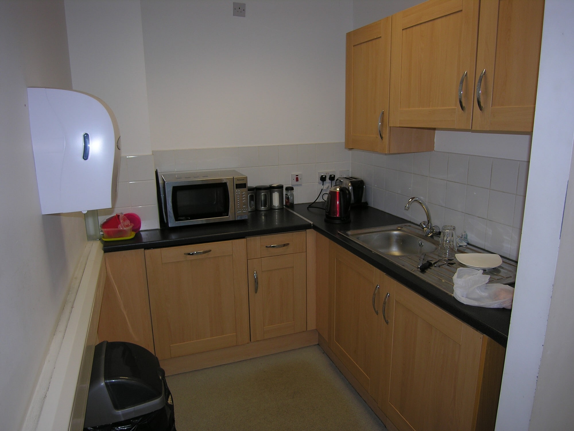 100 Ladas Dr, Belfast to rent Interior Photo- Image 1 of 4