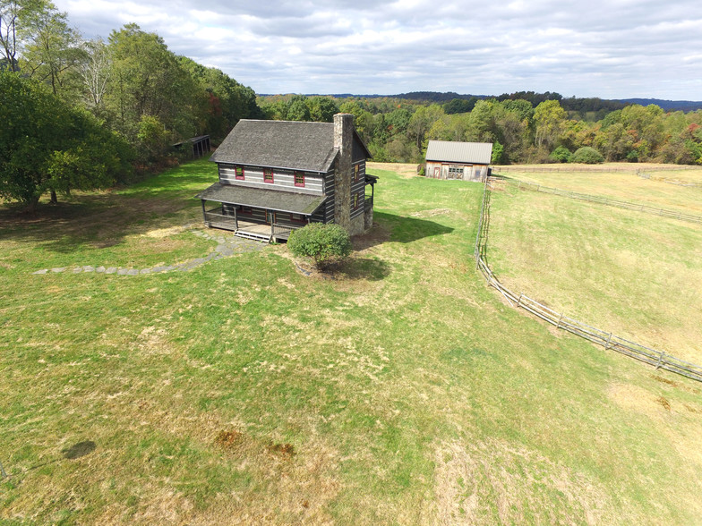 285 Bald Hill Rd, Dilliner, PA for sale - Building Photo - Image 1 of 1