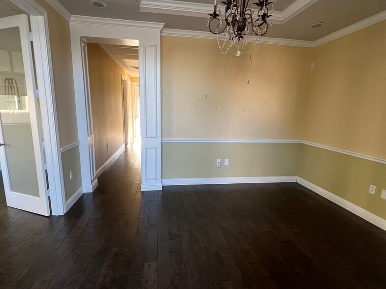 3900 S Stonebridge Dr, McKinney, TX to rent - Interior Photo - Image 2 of 7