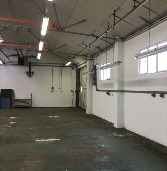Martins Score, Whapload Rd, Lowestoft to rent - Interior Photo - Image 3 of 12