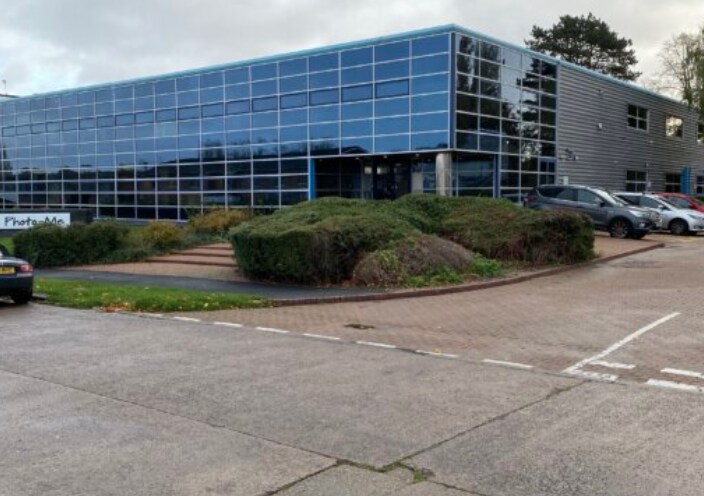 Blenheim Rd, Epsom for sale - Building Photo - Image 1 of 1