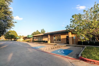 100 W Hawkins Pky, Longview, TX for sale Building Photo- Image 1 of 29