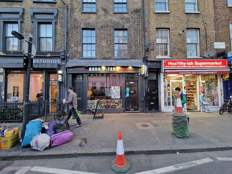 109 Kings Cross Rd, London for sale - Building Photo - Image 2 of 5