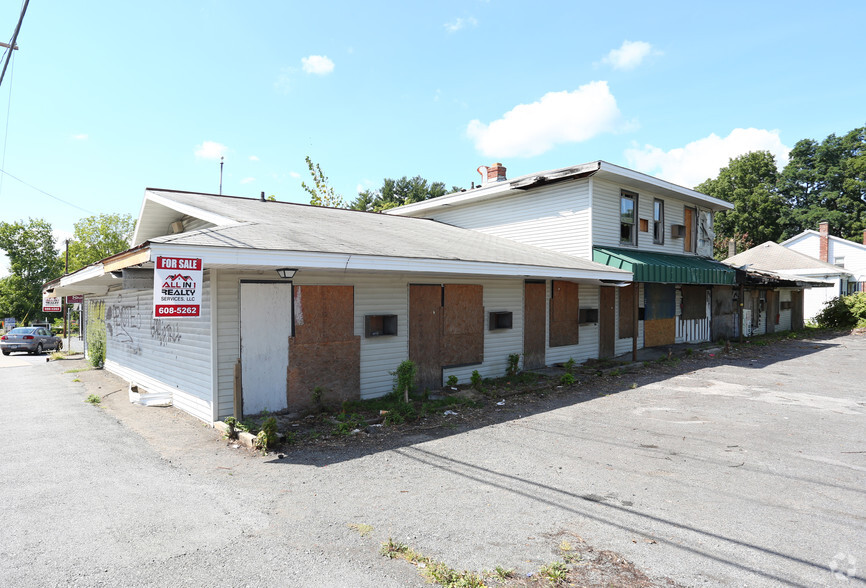 33 Fuller Rd, Albany, NY for sale - Primary Photo - Image 1 of 1