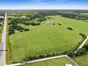 17328 Highway 105 E, Plantersville, TX for sale Primary Photo- Image 1 of 19