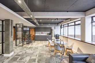 33-35 Cathedral Rd, Cardiff to rent Interior Photo- Image 2 of 24