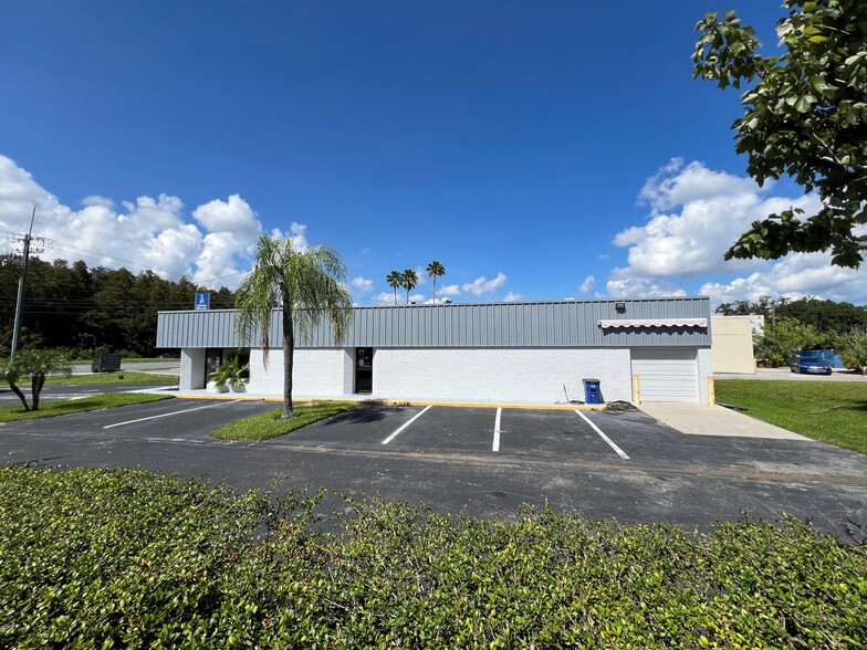 11913 N Dale Mabry Hwy, Tampa, FL for rent - Building Photo - Image 3 of 10