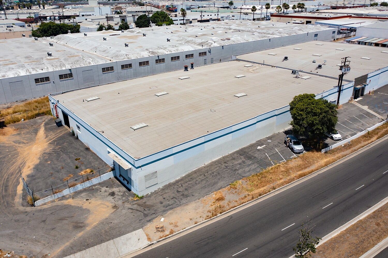 2701-2711 Garfield Ave, Commerce, CA for sale Primary Photo- Image 1 of 1