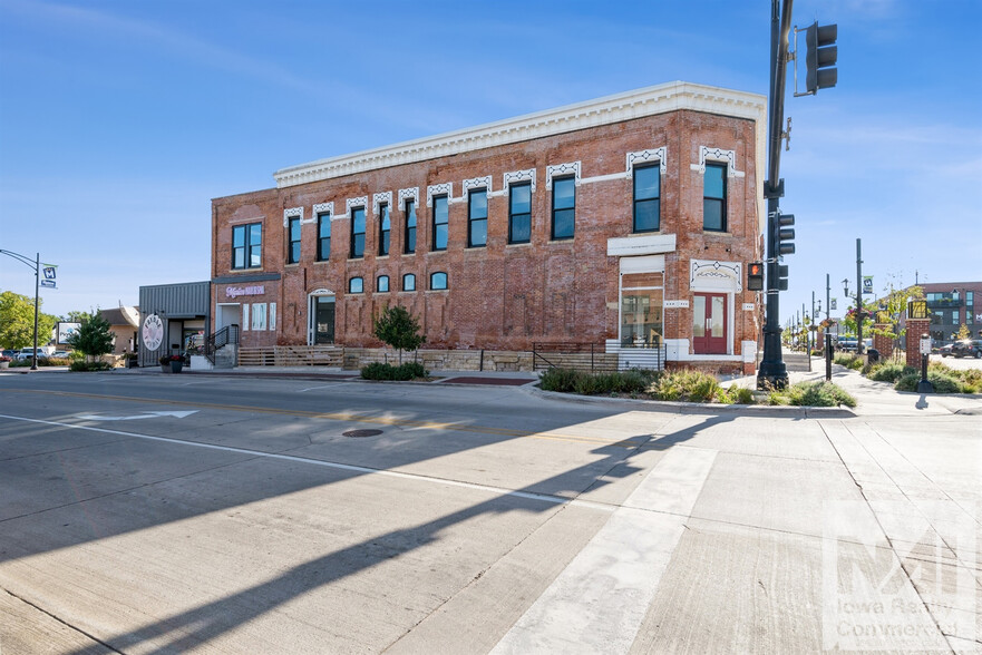 741 10th St, Marion, IA for rent - Building Photo - Image 1 of 4