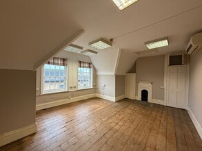 17-17A St. Giles St, Northampton to rent Interior Photo- Image 2 of 2