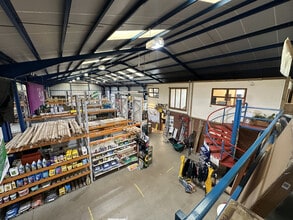 Maesbury Road Industrial Estate, Oswestry to rent Interior Photo- Image 2 of 4