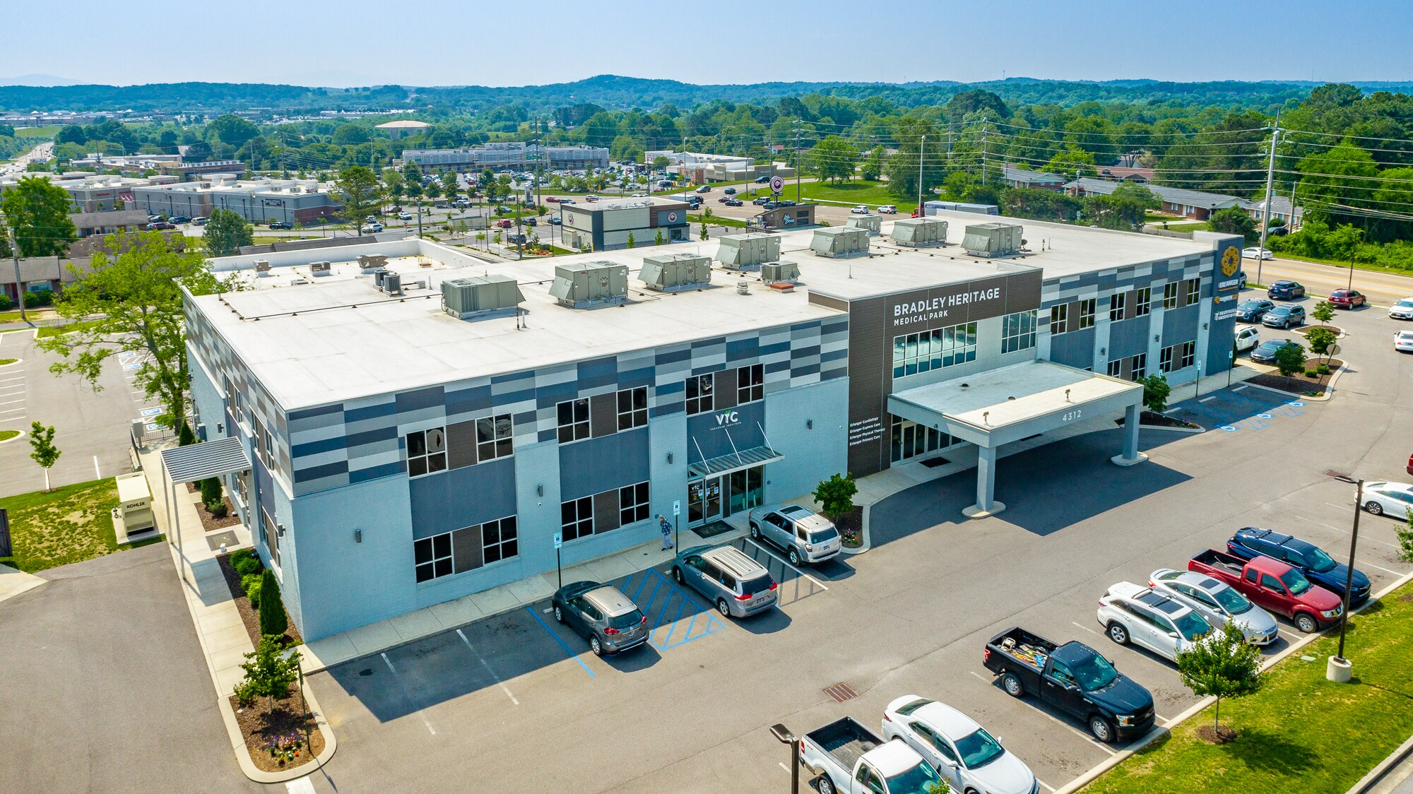 4312 Holiday Inn Express Way NW, Cleveland, TN to rent Building Photo- Image 1 of 10