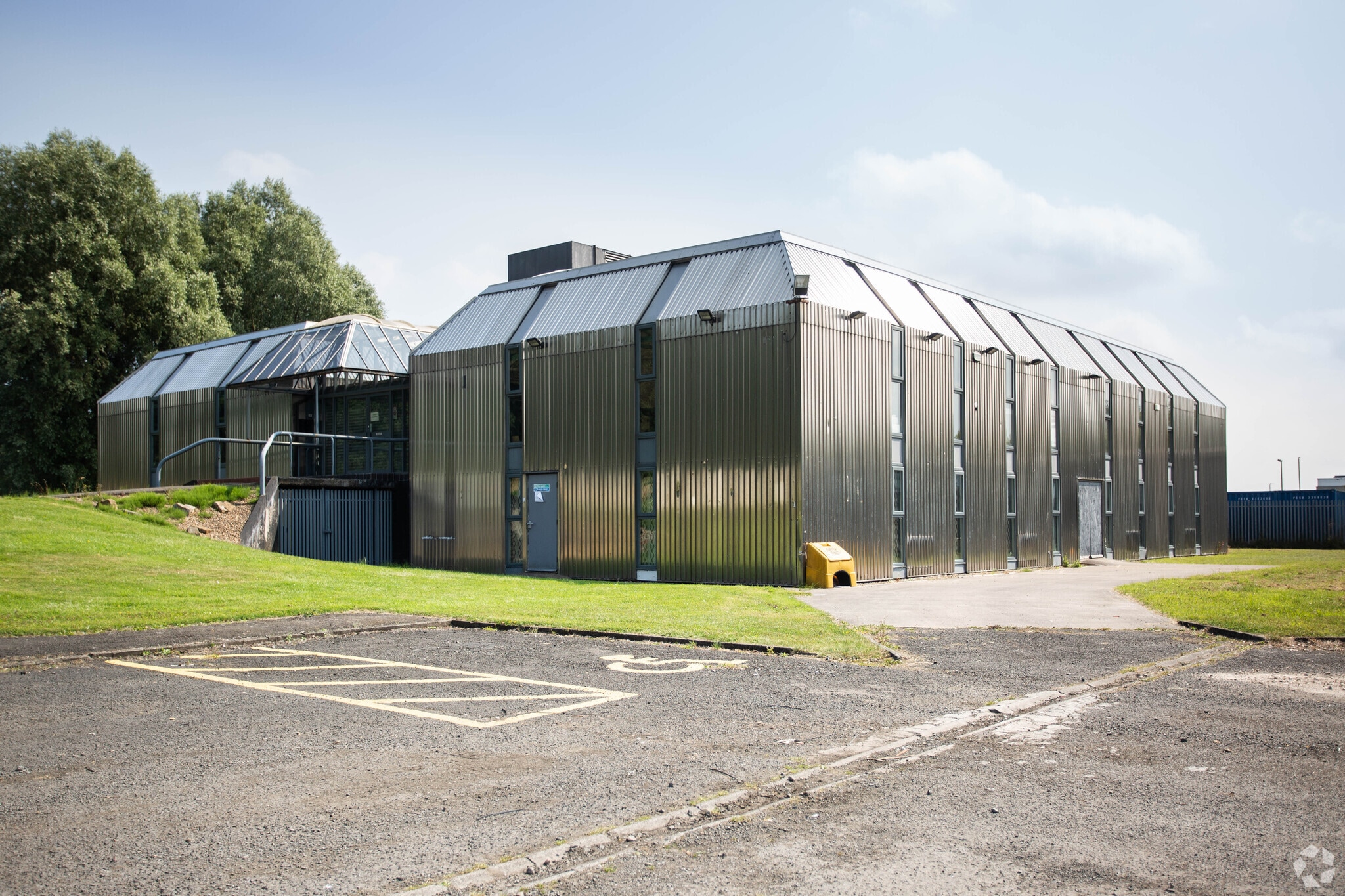 Northumbrian Way, Newcastle Upon Tyne to rent Building Photo- Image 1 of 5