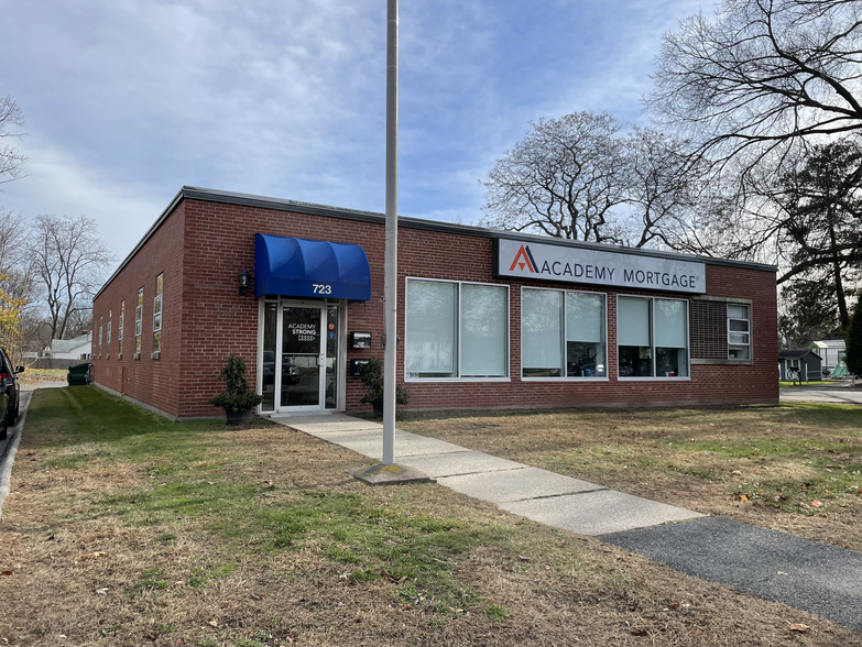 723 Main St, Agawam, MA for sale - Building Photo - Image 1 of 1