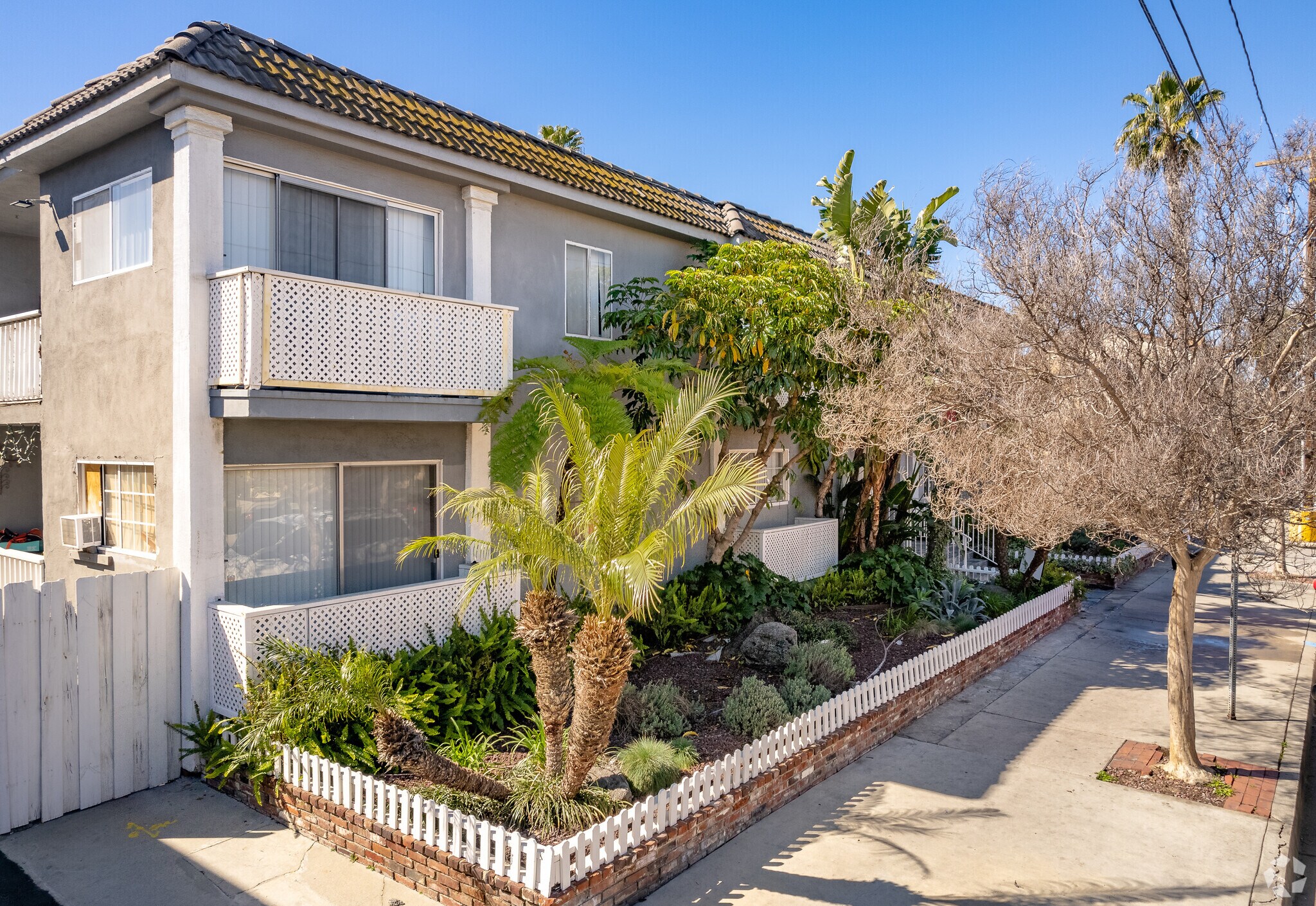 18414 Collins St, Tarzana, CA for sale Building Photo- Image 1 of 1