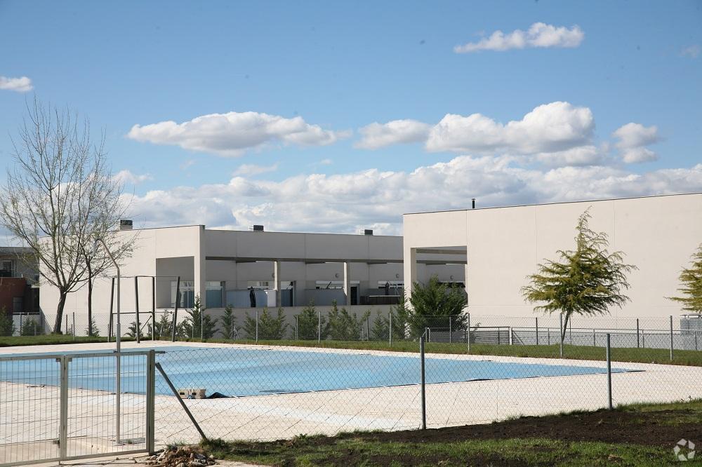 Office in Loeches, Madrid for sale Primary Photo- Image 1 of 7