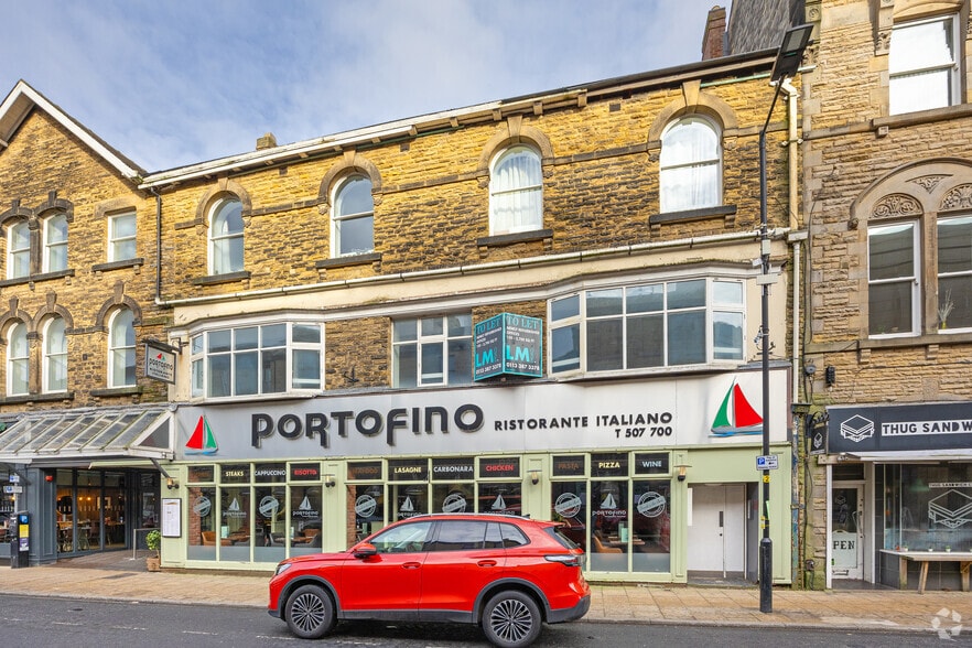 Albert St, Harrogate to rent - Building Photo - Image 2 of 2