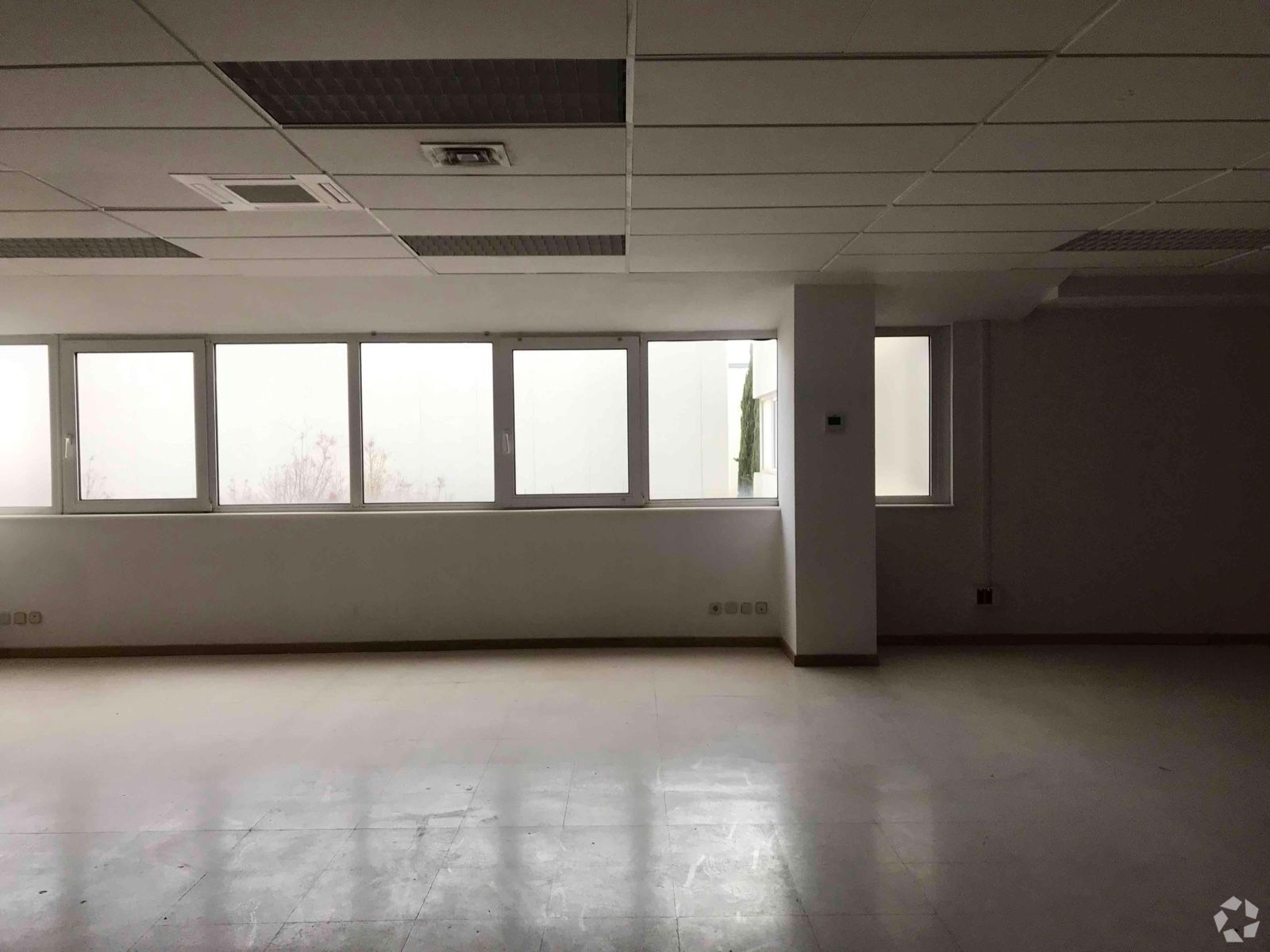 Office in Algete, Madrid to rent Interior Photo- Image 1 of 3