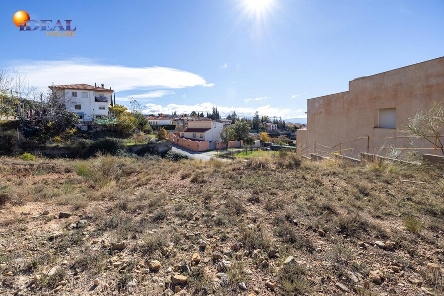 Avenida Príncipe Felipe, 2, Alfacar, Granada for sale - Building Photo - Image 2 of 15