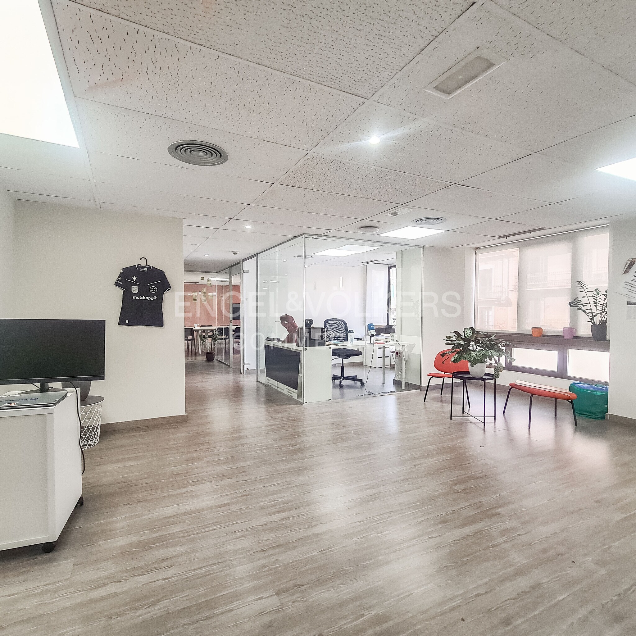 Office in Barcelona, Barcelona to rent Interior Photo- Image 1 of 3