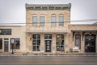 923 Main St, Liberty Hill, TX for sale Building Photo- Image 1 of 13