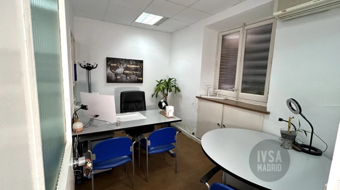 Office in Madrid, Madrid to rent Interior Photo- Image 1 of 2