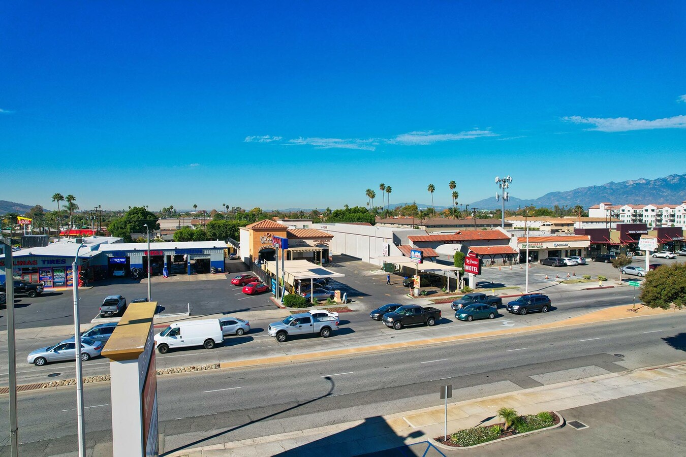 1027 N Hacienda Blvd, La Puente 91744 - Speciality for Sale | LoopNet UK