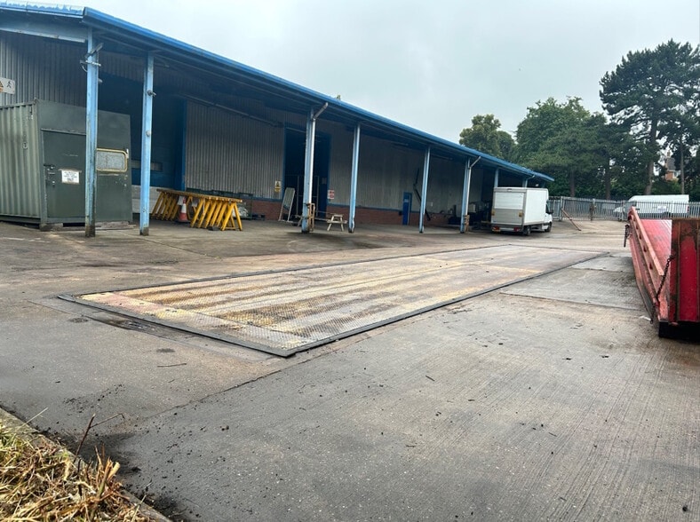 Hollies Park Rd, Cannock for sale - Building Photo - Image 1 of 1