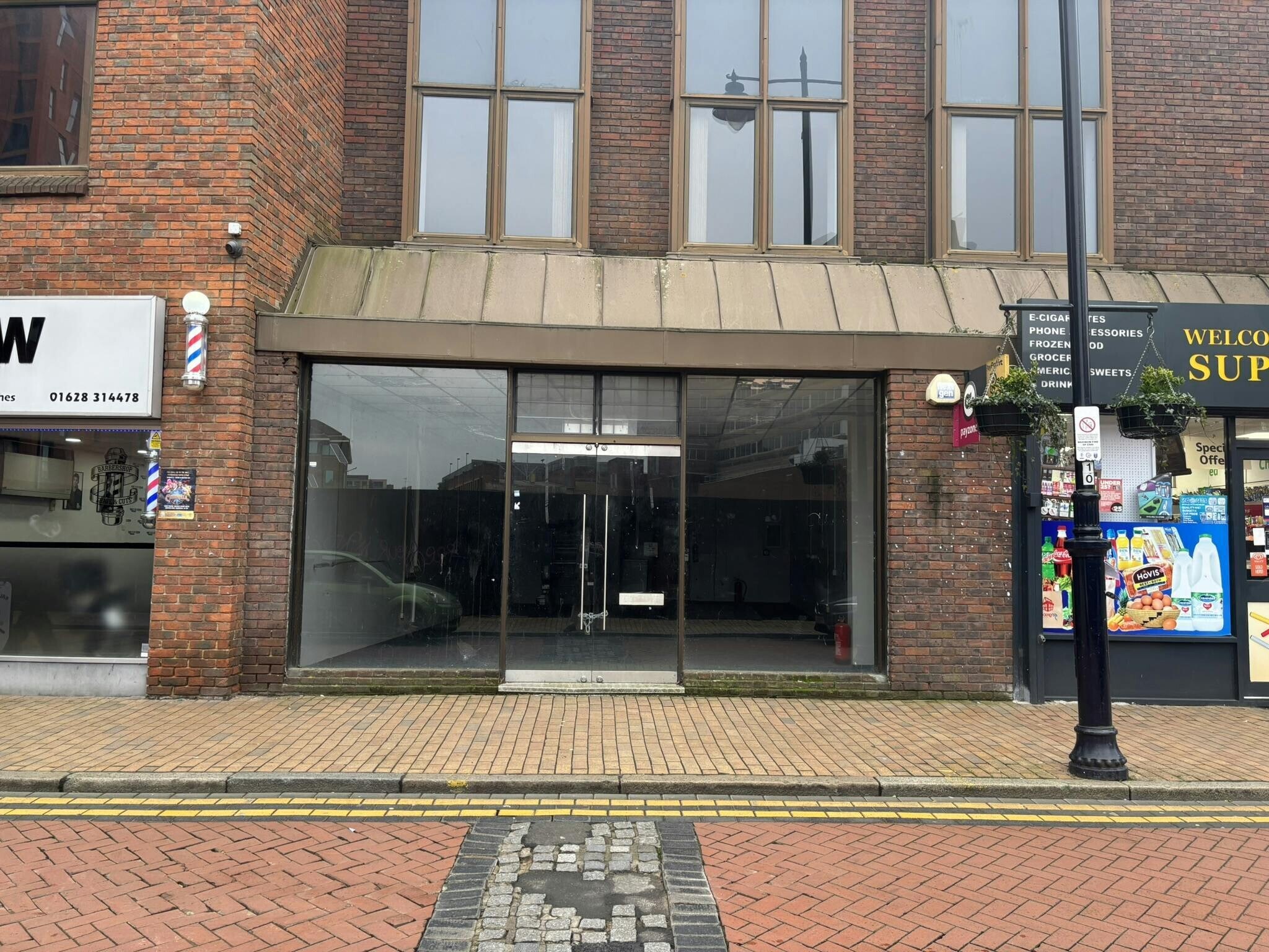 32 King Street, Maidenhead to rent Building Photo- Image 1 of 4