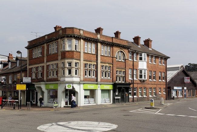 More details for 1 Portesbery Rd, Camberley - Office to Rent