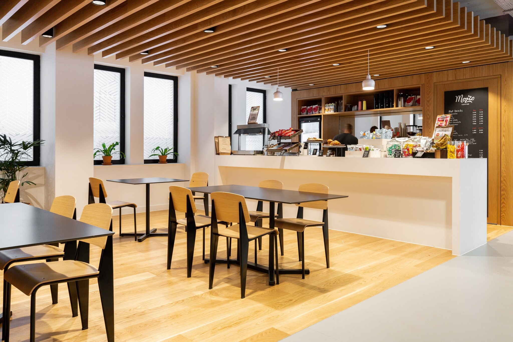 307 Euston Rd, London to rent Interior Photo- Image 1 of 11