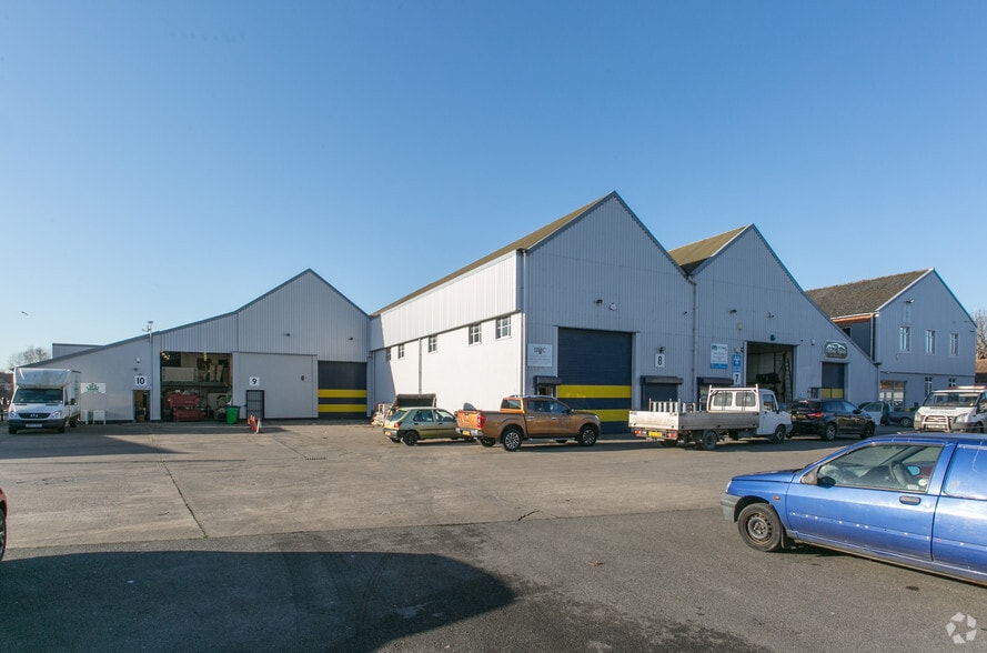 Salmon Para, Bridgwater to rent - Building Photo - Image 2 of 4