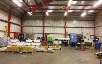 Alington Rd, St Neots to rent Interior Photo- Image 2 of 3