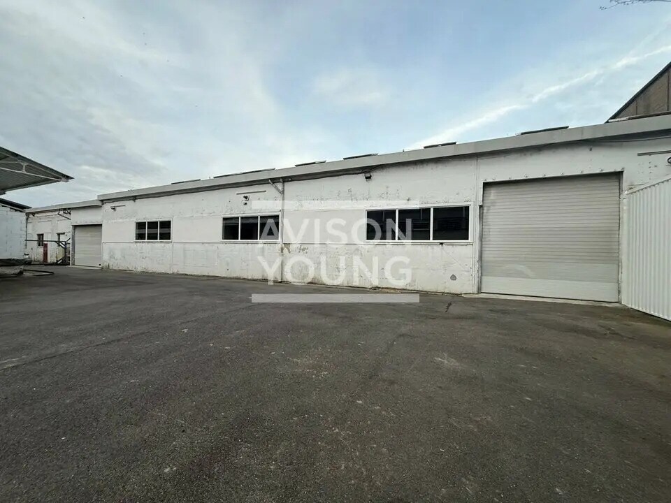 Light Industrial in Noisy-le-Sec to rent Building Photo- Image 1 of 6