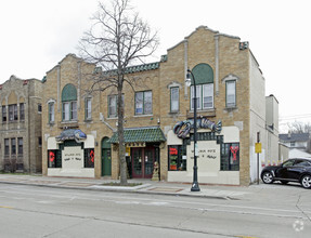 3524 N Oakland Ave, Milwaukee, WI for rent Primary Photo- Image 1 of 3