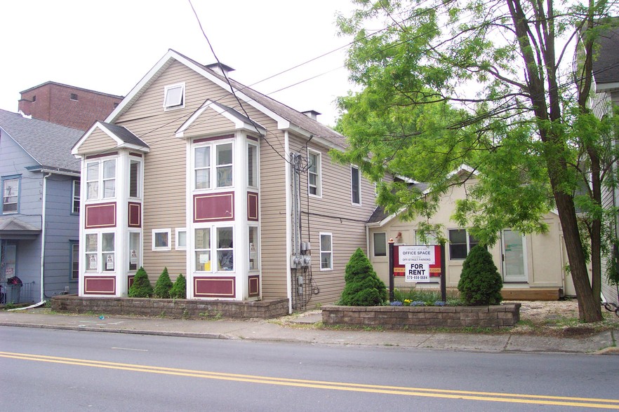 23 N 5th St, Stroudsburg, PA for sale - Building Photo - Image 1 of 1