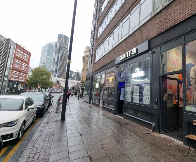 27-33 Bethnal Green Rd, London to rent - Building Photo - Image 2 of 2