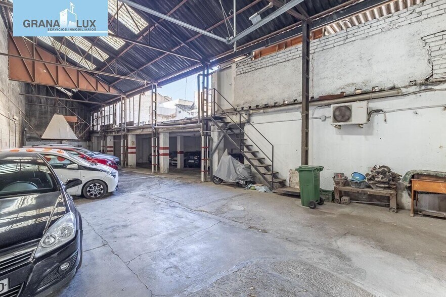 Calle Comendadoras de Santiago, Granada, Granada for sale - Building Photo - Image 2 of 8