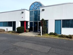 300 Corporate Plz, Islandia, NY for sale Building Photo- Image 1 of 12