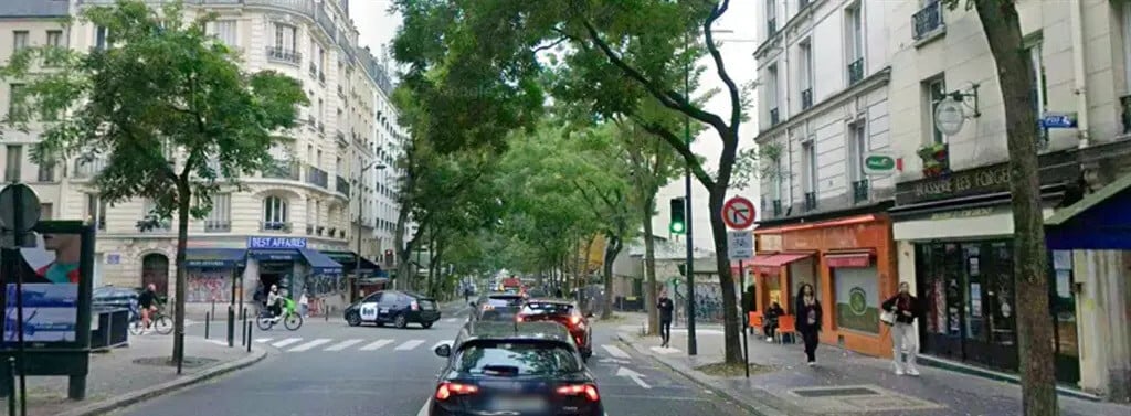 Location Commerce 255 m² - Photo 1