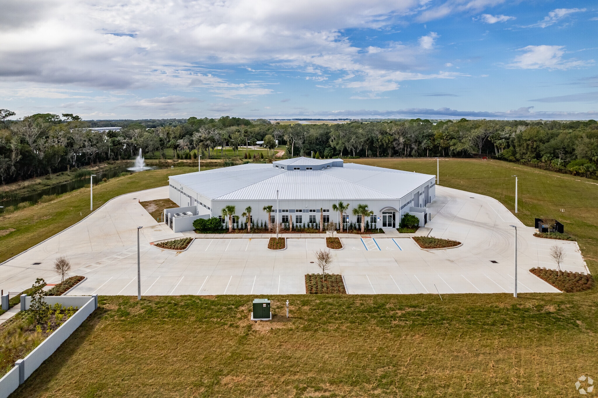 2678 Richmond Ave, Sanford, FL to rent Building Photo- Image 1 of 22