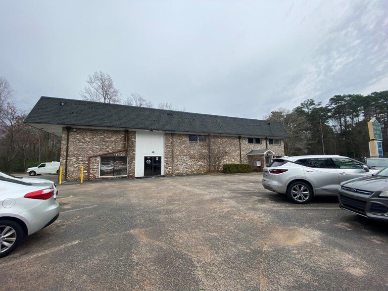 402 Old Trolley Rd, Summerville, SC for rent - Building Photo - Image 3 of 4