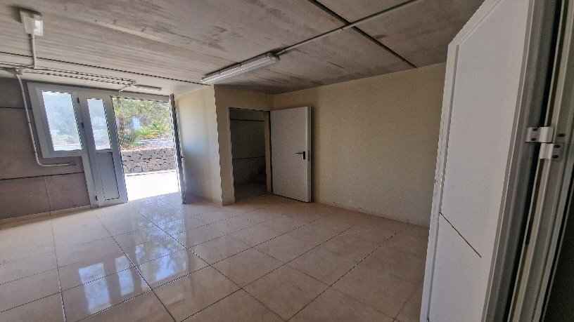 Paseo Industrial, 902, Candelaria, SCT 38509 - Unit 2 - - Interior Photo - Image 1 of 31